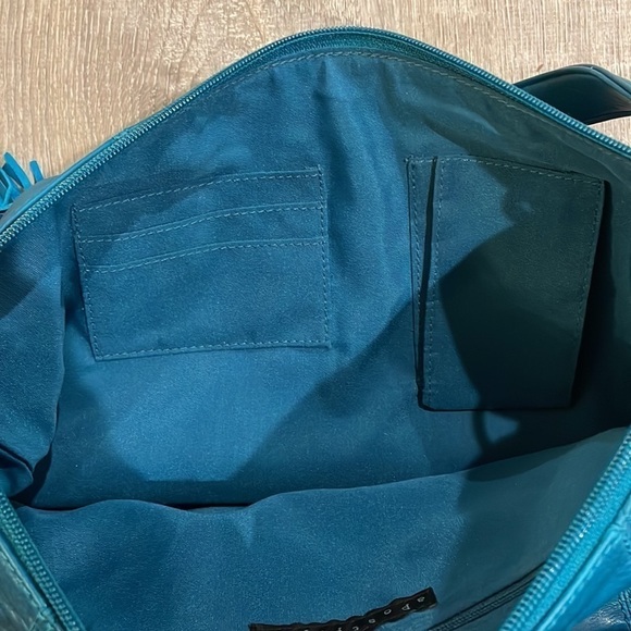 Blue Purse - Picture 3 of 7